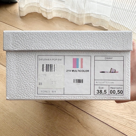 DIOR Canvas D-Flower Pop Embroidered Dway Flat Slide Sandals 38.5 - Picture 9 of 9